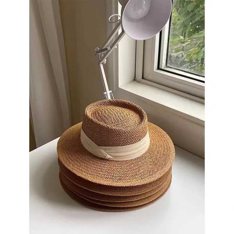 Straw Hat Large Wide Brim for Women Summe Travel Holiday Beach UV Sun Protection Panama Cap Fashion Femme Foldable Visors Hat W250307