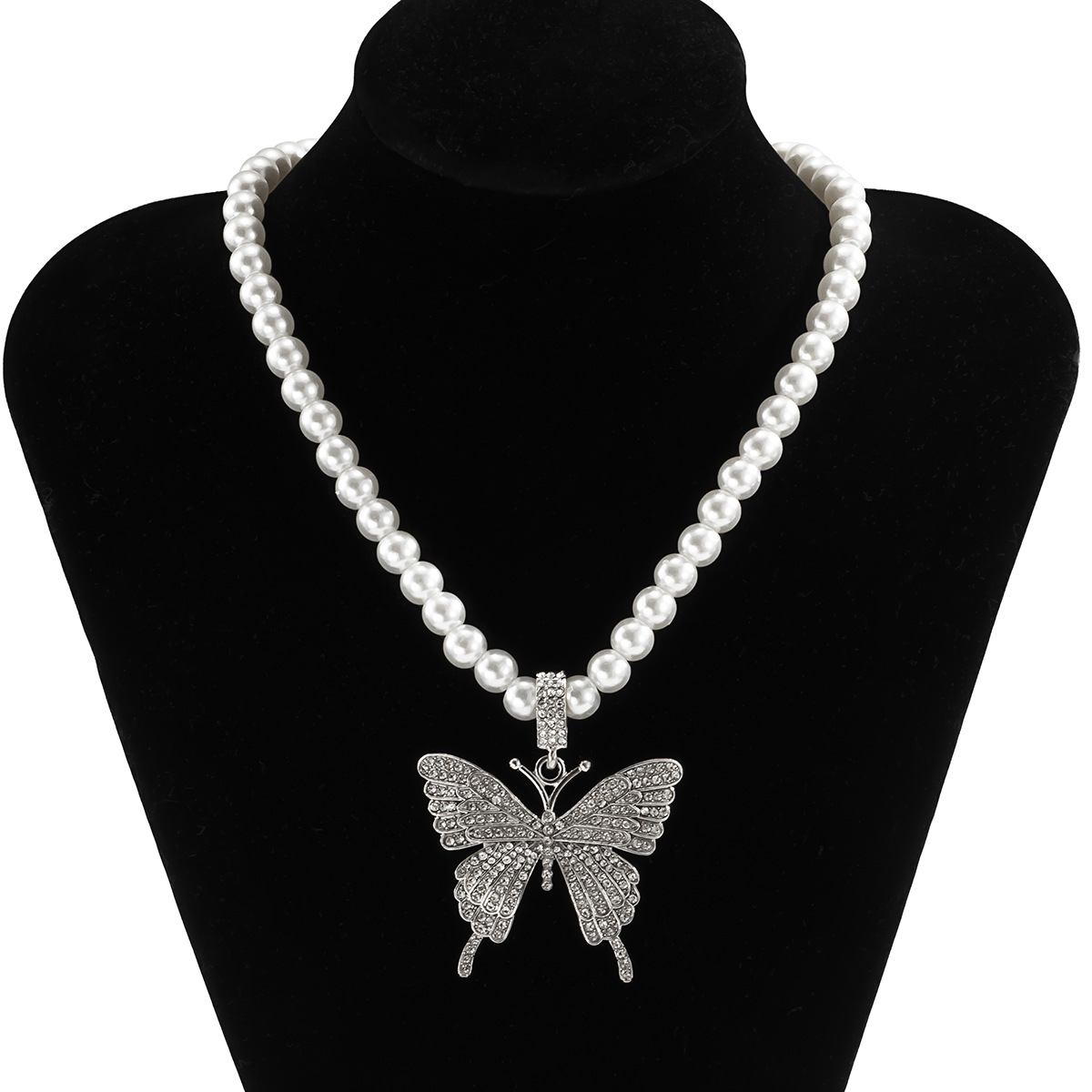 Exaggerated personality diamond studded butterfly necklace fashionable street style sparkling diamond collarbone chain item
