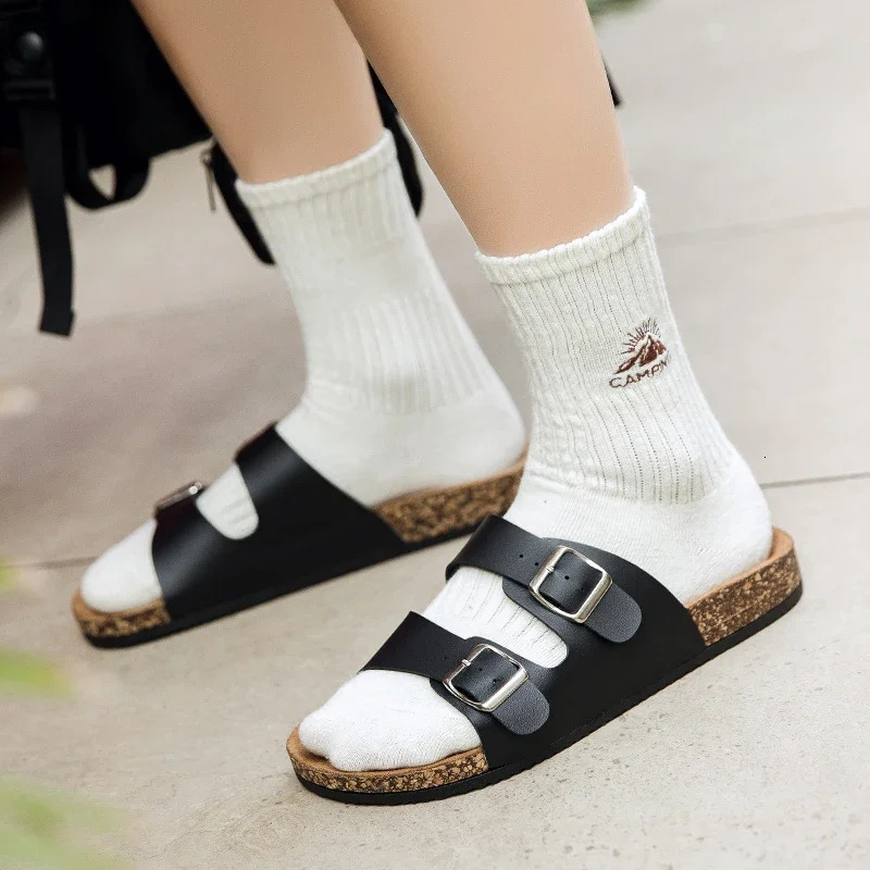 Men Outdoor Indoor High Quality Slippers Fashion Casual Classic Two Buckle Men Women Unisex Slides sandalias treking 250306