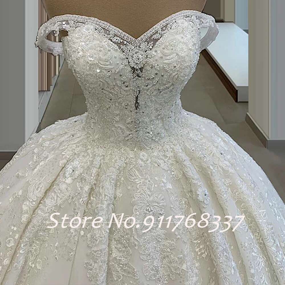 with Laces Wedding Dress Hochzeitskleid Lace Up Back Vintage Gelik