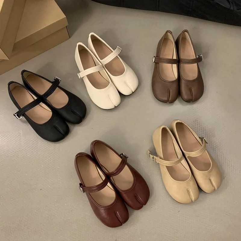Fi Tabi Ninja Shoes Wen Flats Ballet Split Ballet Womens Round High Heels Felt Fem Moccasin Brand MUJI Y250307