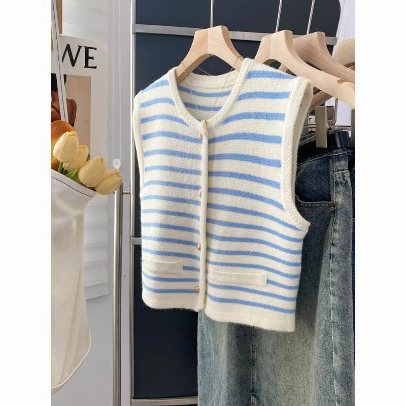 French Style Simple Striped Knitted Womens 2024 Autumn Retro Sweater Vest Chic Outer Wear Versatile Casual Top 250305