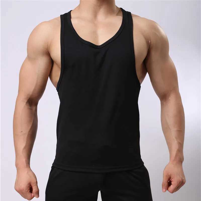 Cotton Summer Men Clothing Tank Tops Singlets Sleeveless Fitness Men Vest Bodybuilding Casual Tank Tops Breathable UndershirtT250318