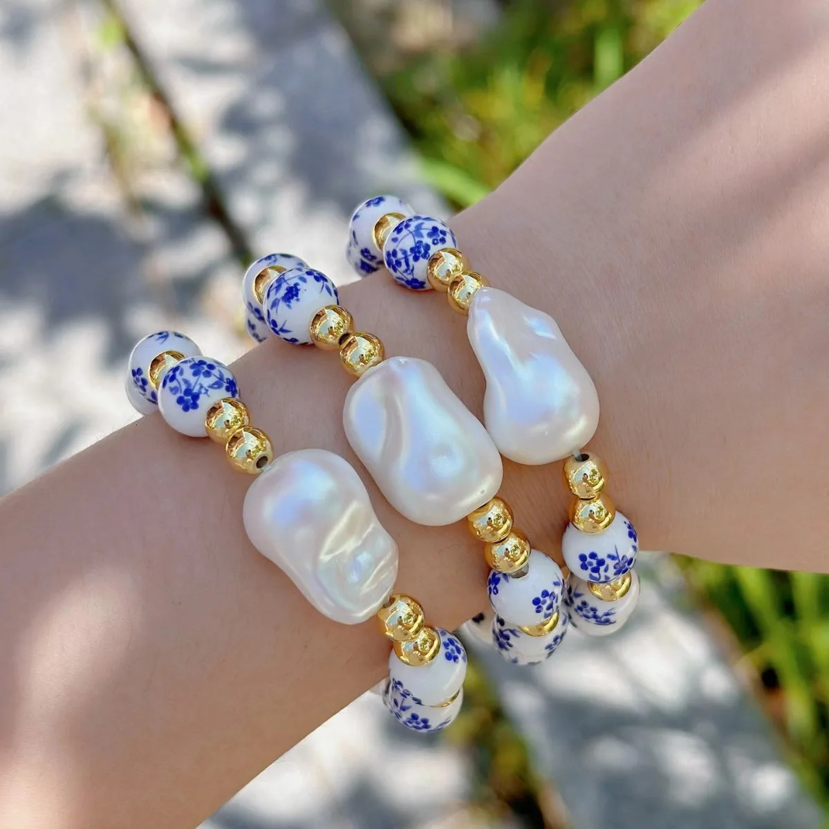 Baroque Pearl Bracelet Elastic Rope Fashion Simple Pearl Blue and White Bracelet Jewelry Accessories 250303