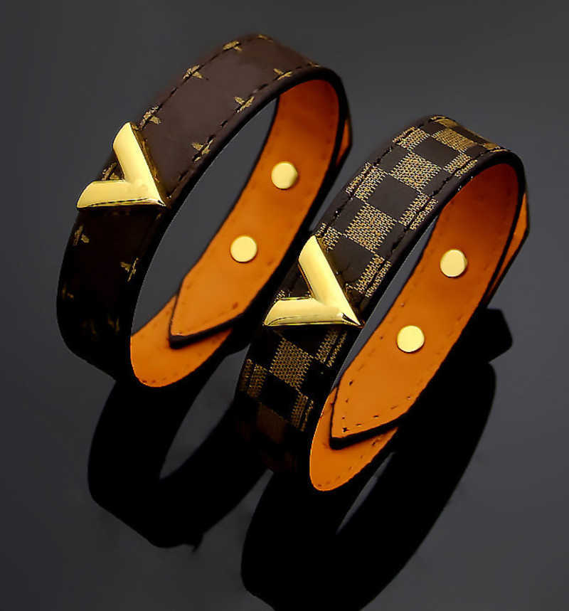 Bangle Leather Bracelet Floral V-checkered Coffee Patterned Mens and Womens H250306