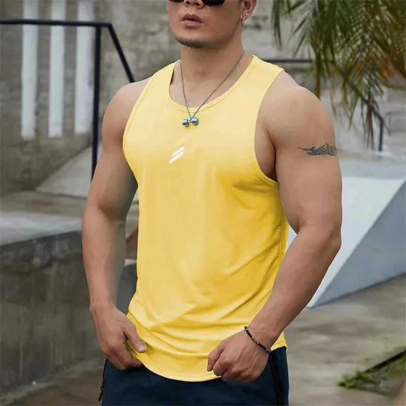 Summer New Simple Striped Print Pattern Round Neck Vest Daily Fitness Sports Sleeveless Breathable And Comfortable Mens VestT250318