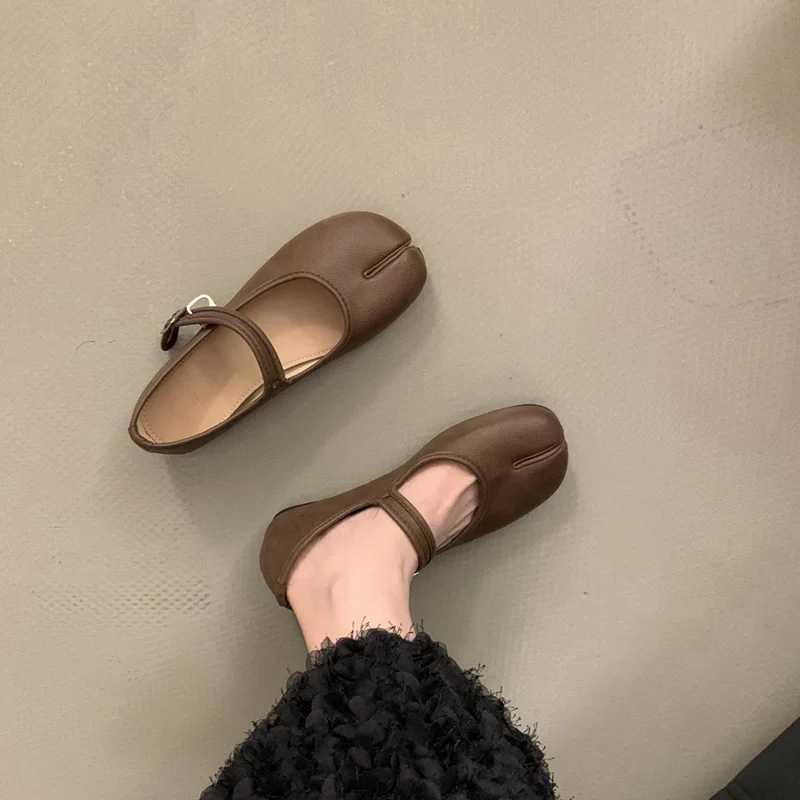 Fi Tabi Ninja Shoes Wen Flats Ballet Split Ballet Womens Round High Heels Felt Fem Moccasin Brand MUJI Y250307
