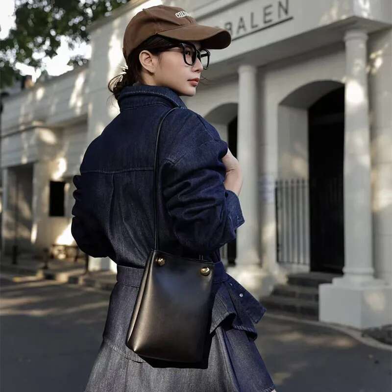 Brand Designer Genuine Leather French Underarm Fashionable Simple Crossbody Single Shoulder Mobile Phone Bag Handbag