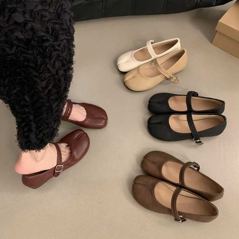 Fi Tabi Ninja Shoes Wen Flats Ballet Split Ballet Womens Round High Heels Felt Fem Moccasin Brand MUJI Y250307