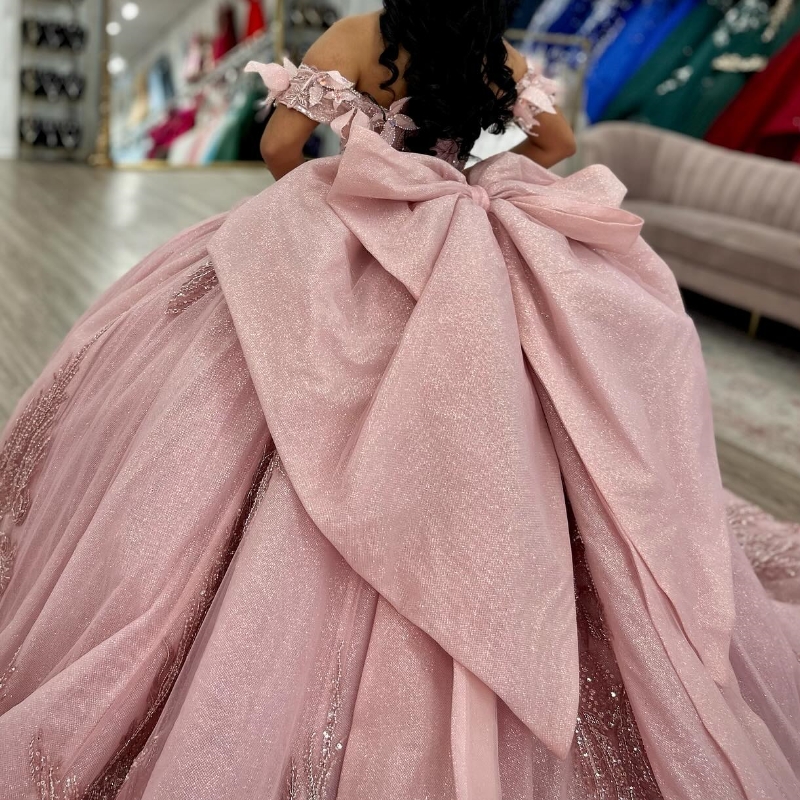 Pink Shiny Quinceanera Dresses Ball Gown Off The Shoulder Sequin Applique Lace Beading Crystal Bow Tull Party Birthday Sweet 16 Vestidos 15 De Anos