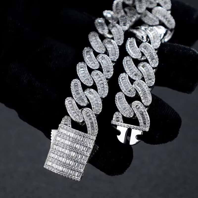 Custom 16mm18mm Vvs Moissanite Iced Out Dia Necklacegemstone Jewelry Cuban Chain