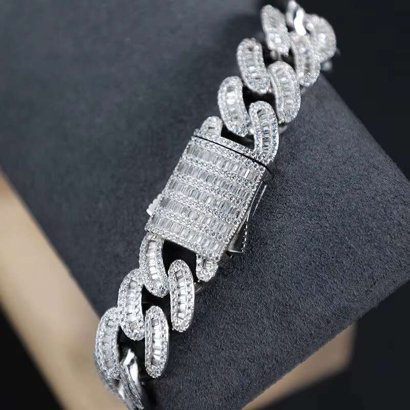 Custom 16mm18mm Vvs Moissanite Iced Out Dia Necklacegemstone Jewelry Cuban Chain