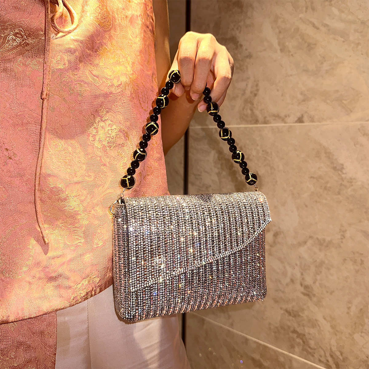 DHXJ Womens Dia Chain Small Square Single Shoulder Diagonal Span Envelope Beaded Wrist Banquet Bag 240823