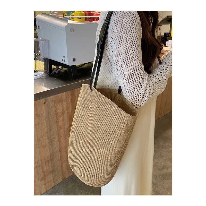 Straw Woven Bag, Summer Niche Designer Style, Bucket Bag, Sloping Back, Single Shoulder, Hand-held Ins Beach Bag, Ladies' 250315