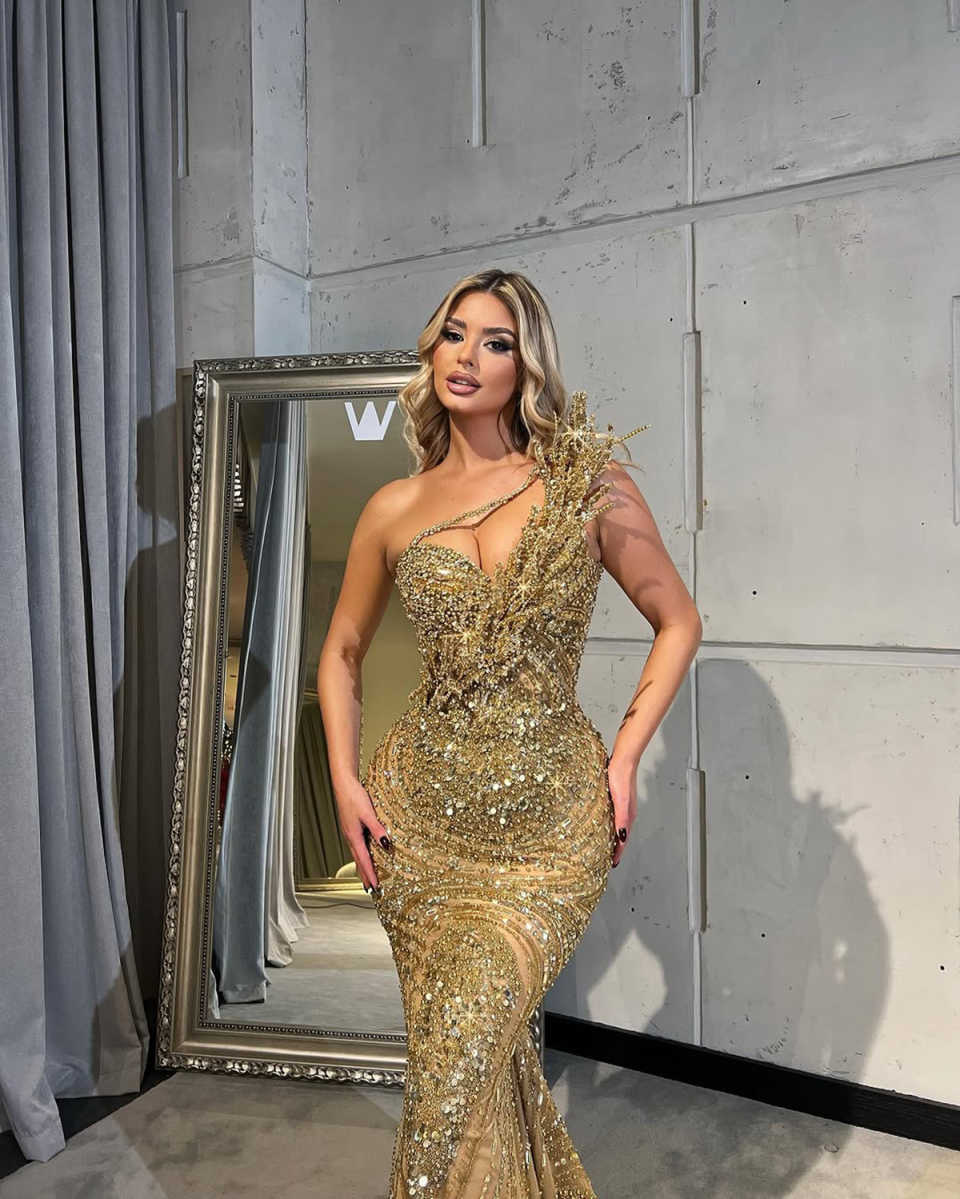 Customized Black Girls Mermaid Evening Dresses Africa Gold Crystals Beading One Shoulder Prom Gowns Special Ocn Dress