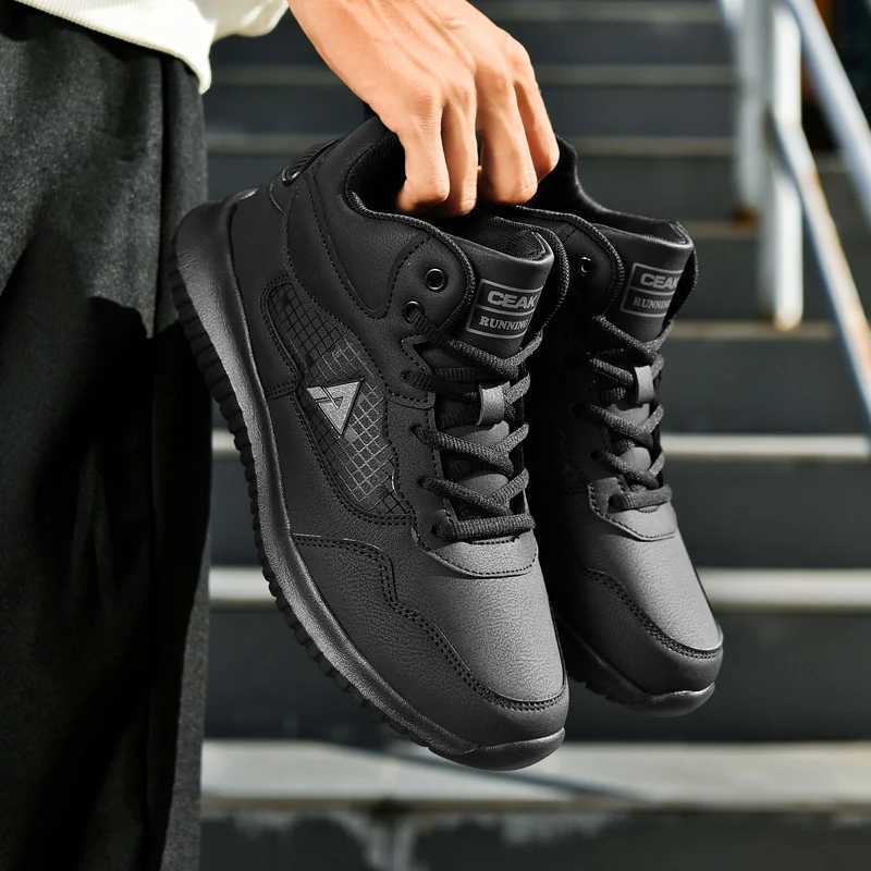 Chef shoes four season light non-slip oil-proof waterproof cfort plus size mens kitchen work shoes fashion casual mens shoes Y250306