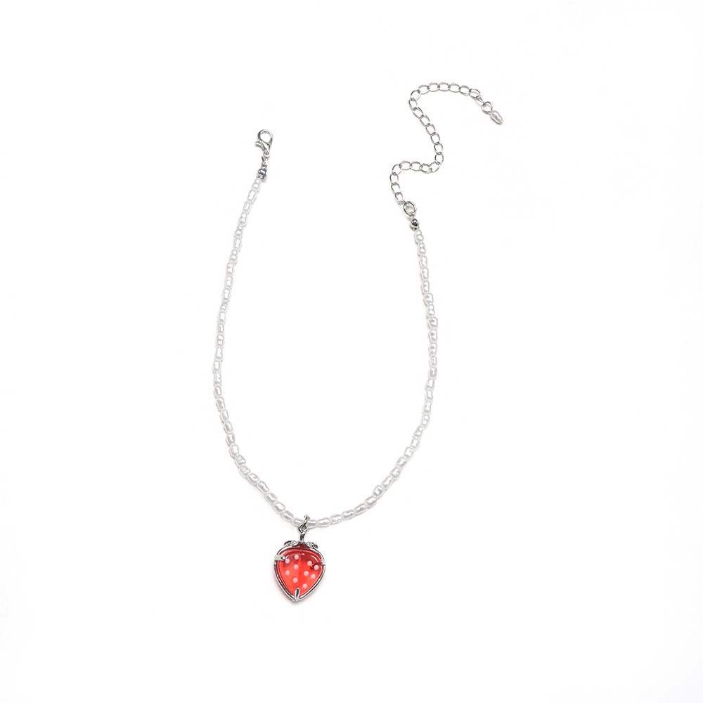 Strawberry heart pearl necklace colorful girl beaded lockbone chain for couple necklace