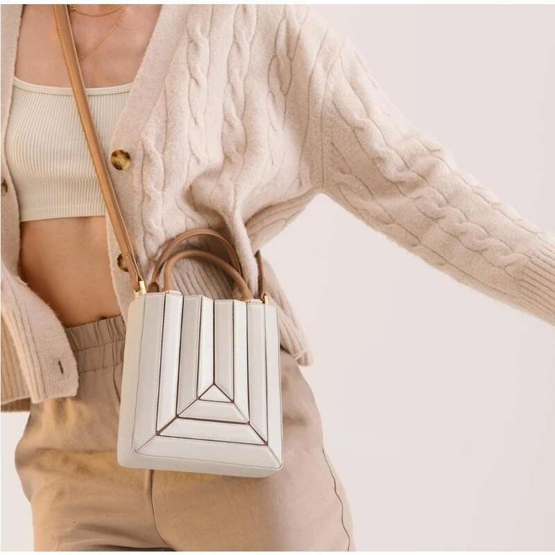 Crossbody Fornew Niche Design Sense Fashion Style Pleated Shoulder Bag Women Casual Purses And Handbags