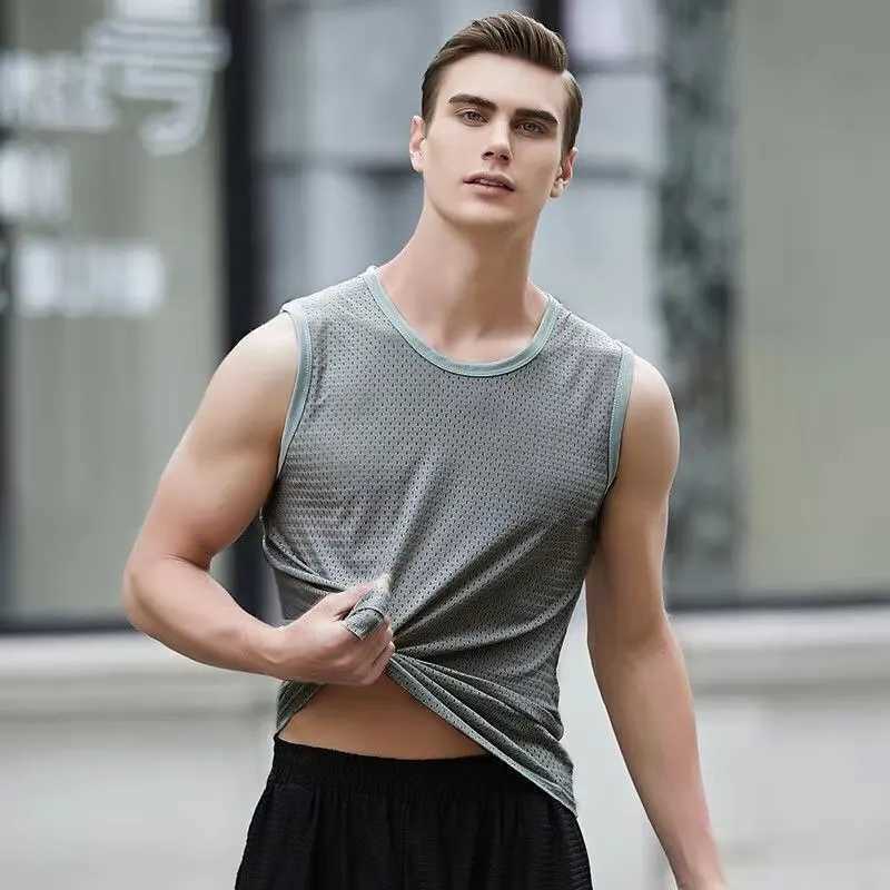 Mens Ice Silk Mesh Tank Tops Summer Quick-Drying Breathable Vest Bodybuilding Sleeveless Shirt Sport T Shirts Muscle SingletsT250318