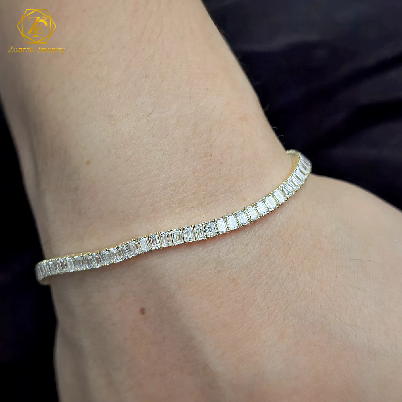 Luxury Custom 10k White Gold Tennis Chain Bracelet 14k Solid Gold with Emerald and Lab Grown Diamond for Women and Girls