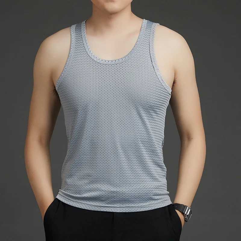Summer Fitness Sports Tank Top 2024 Mens Sleeveless Shirt Male Mesh Breathable Vest Quick Drying Gyms Running T ShirtsT250318