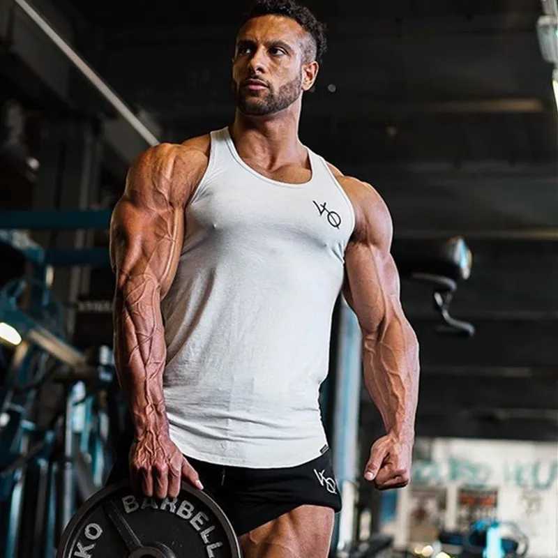 Summer Muscle Fitness Outdoor Tank Top Gym Clothing Mens Sports Running Casual Vest Sleeveless Shirt Bodybuilding SingletT250318