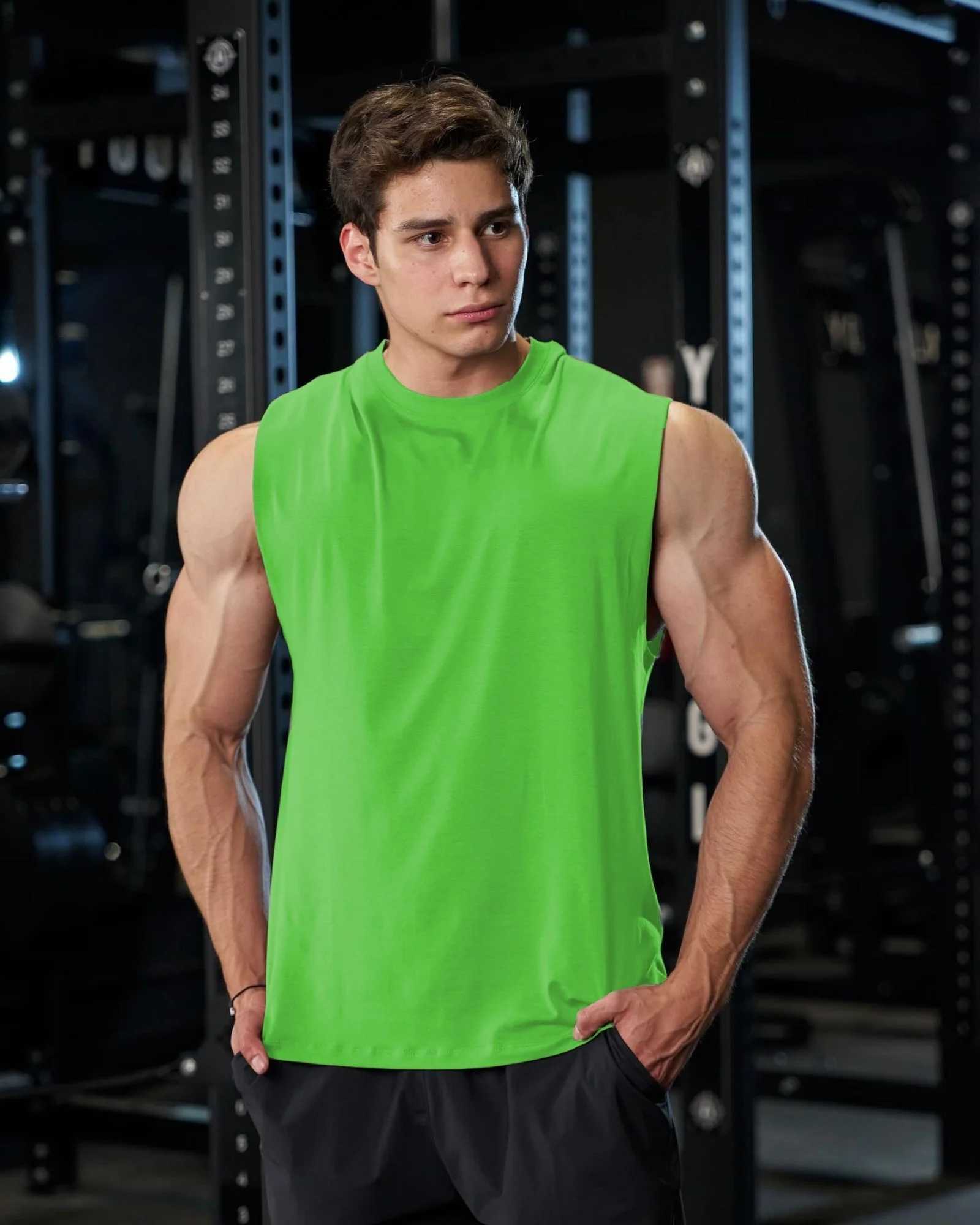 2025 Mens new solid color sports fitness crewneck vest fitness sleeveless blank sports muscle vestT250318
