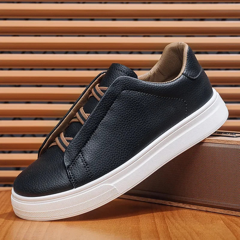 fashionable mens board shoes small white shoes young students casual sports shoes 250306