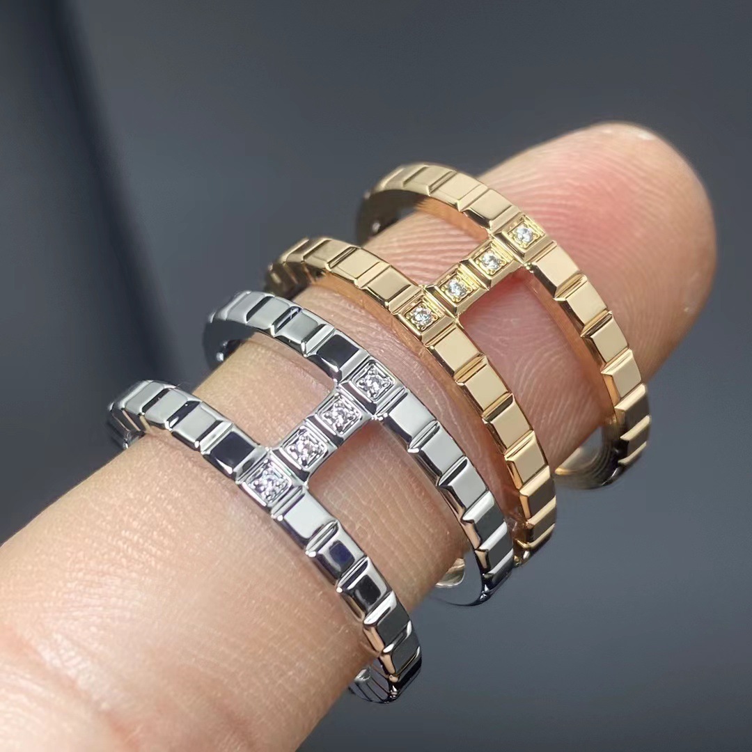 Free shipping Rose gold letters block designer ring for women men ic design dia shine cz zircon ice crystal love lovers couple rings jewelry top grade
