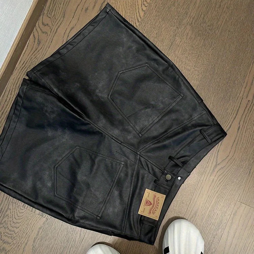 Mens Clothing Y2k Hip-Hop Shorts Summer Fashion Retro Versatile Faded Old Solid Color Pu Leather Reverse Wear Five-Point Shorts 250306