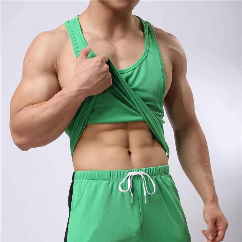 Cotton Summer Men Clothing Tank Tops Singlets Sleeveless Fitness Men Vest Bodybuilding Casual Tank Tops Breathable UndershirtT250318