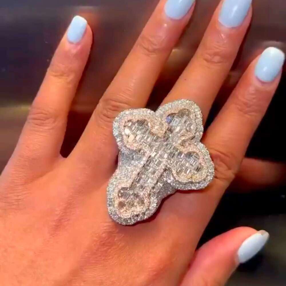 Pure Sier Boutique Jewelry Hip-Hop Cross Shaped Ring High-Quality Vvs Chilled Mens Moissanite Ring