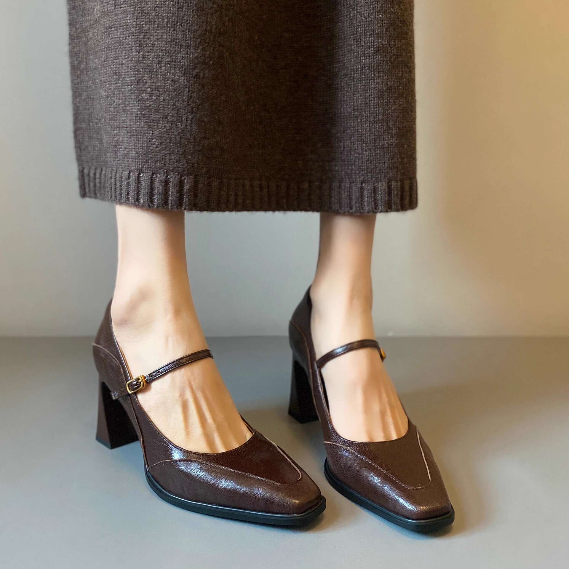 2025 new shallow mouth single shoe women's French high heels Mary Jane with a small square toe and thick heel fashion shoes #ddmykukumalu