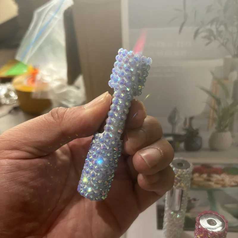 Exquisite Rhinestone Lighters Butane Torch Lighters Windproof Pink Straight Flame Lighters Ladies Smoking AccessoriesC250307