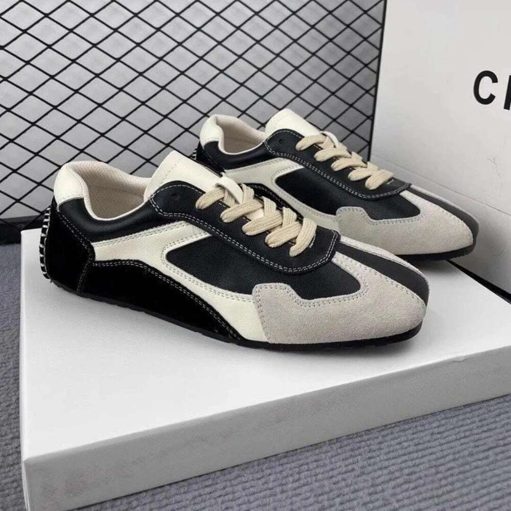 Casual Breathable Non-slip Walking Sneakers Women Outdoor Comfortable Fashion Lace Up Running Netting Sport Shoes 2025