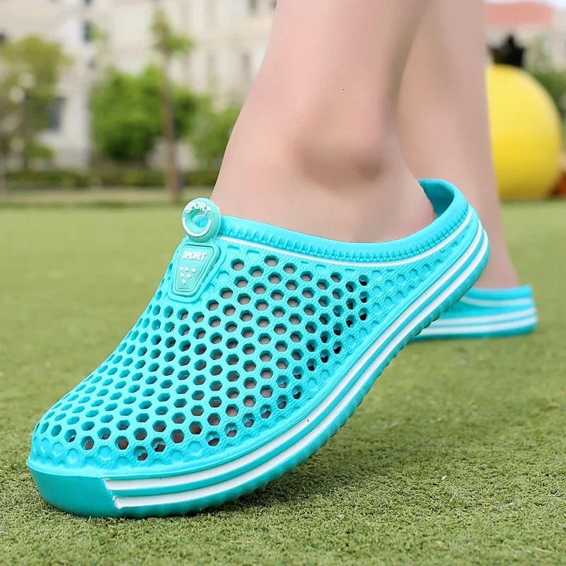 Comfortable Men Pool Summer Outdoor Beach Shoes Men Slip on Garden Clogs Casual Water Shower Slippers Unisex Zapatos 250306
