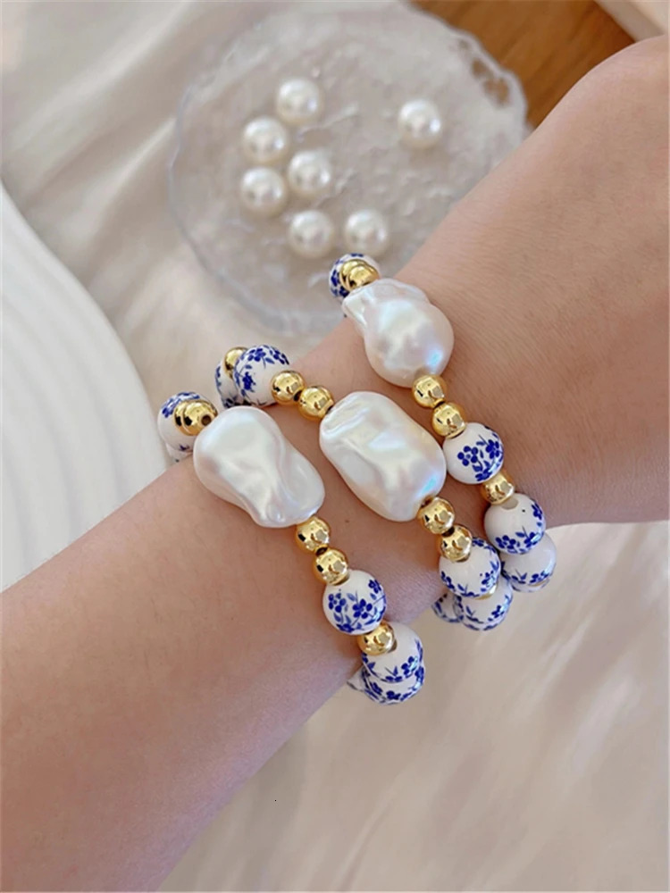 Baroque Pearl Bracelet Elastic Rope Fashion Simple Pearl Blue and White Bracelet Jewelry Accessories 250303