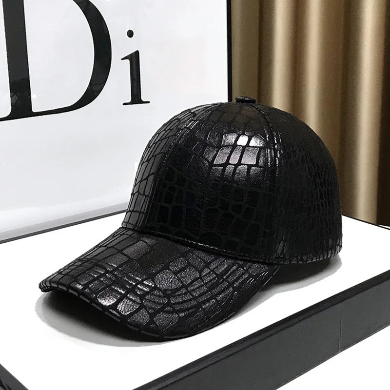 Female Spring Autumn Korean Plaid Hard Leather Unisex Adjustable Baseball Cap Casual Fashion Black Gold Cap 250306