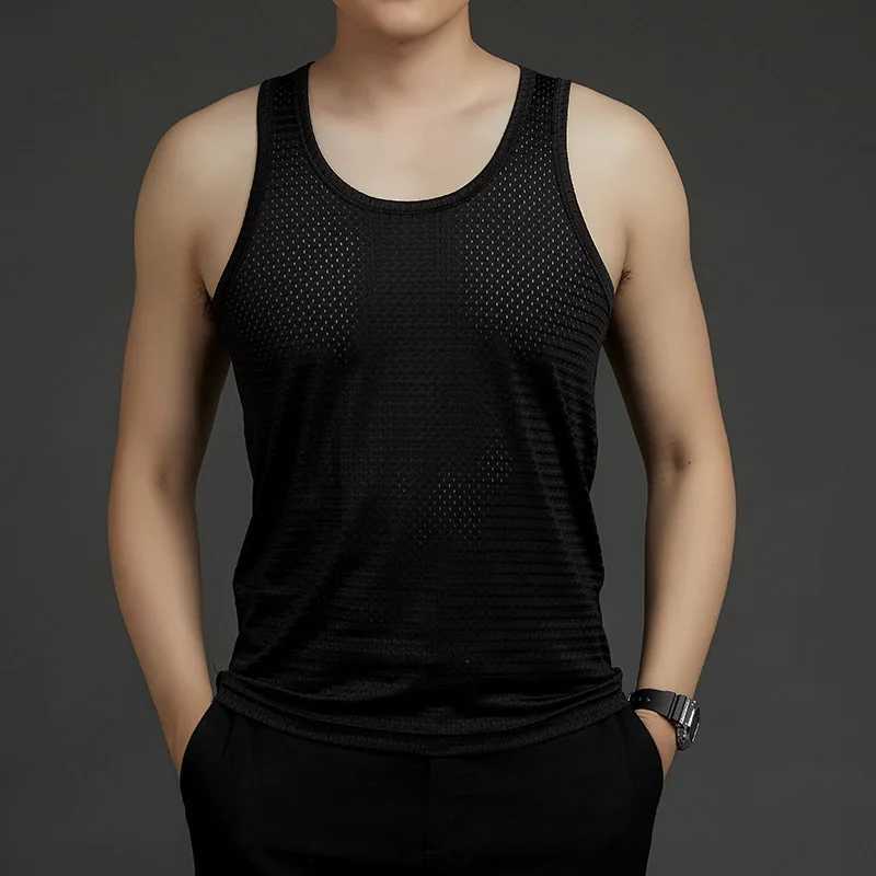 Summer Fitness Sports Tank Top 2024 Mens Sleeveless Shirt Male Mesh Breathable Vest Quick Drying Gyms Running T ShirtsT250318