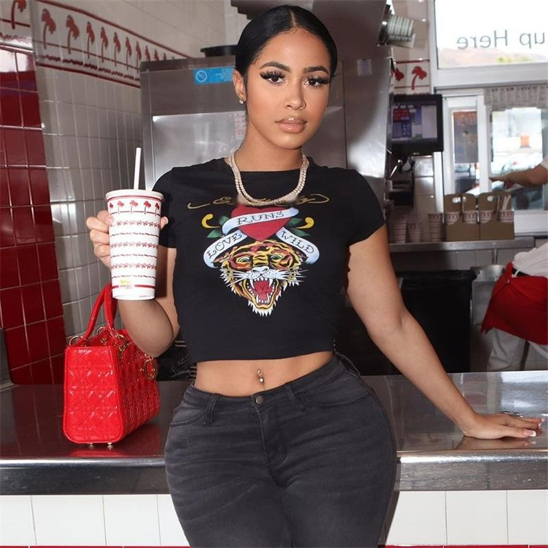 Spring And Summer Designer Womens T-shirts New Crop Tops And Long T-shirt Print Round Neck Tee Shirt Fashion Clothing
