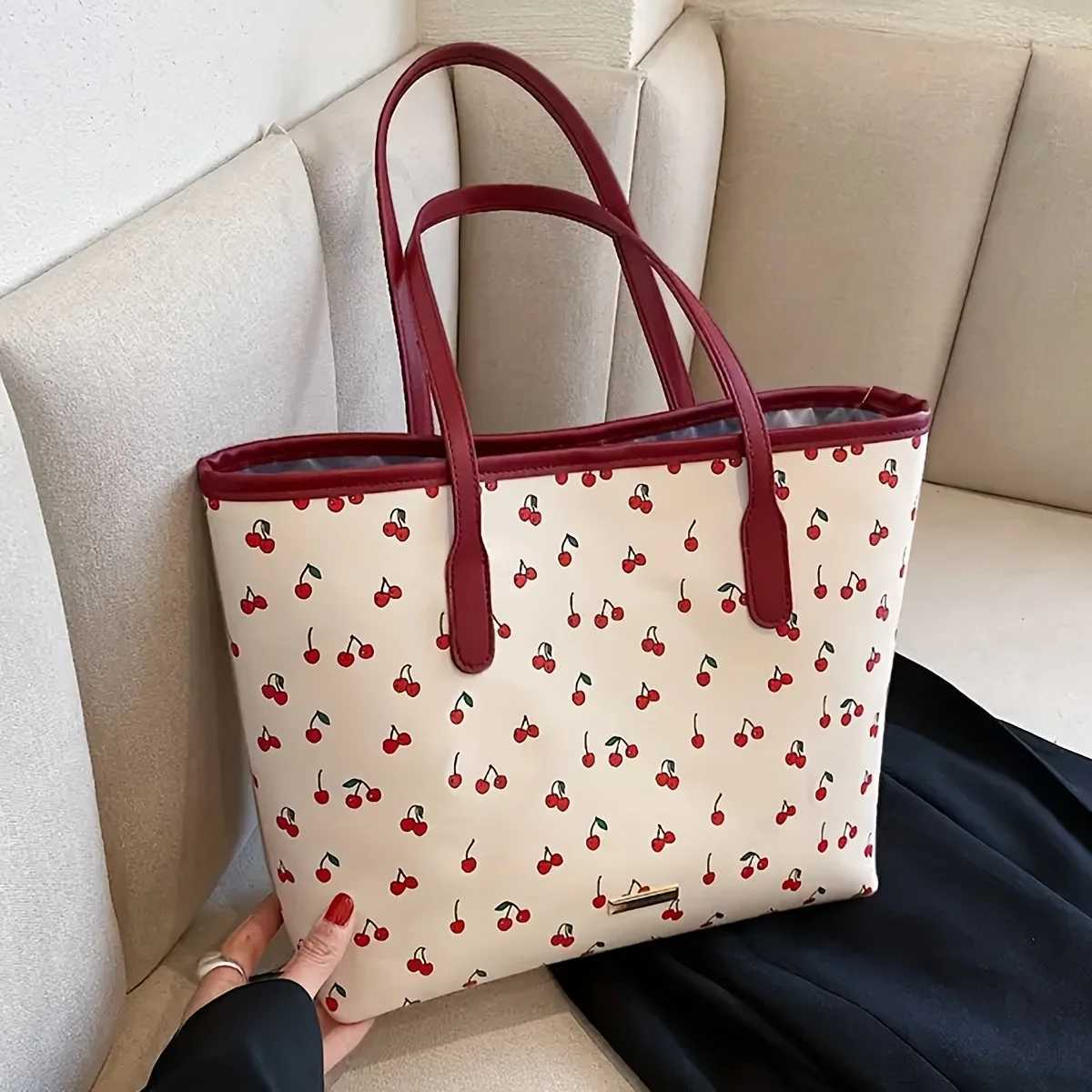 Chic Cherry Print PU For Women Fashionable Shoulder Bag Large Capacity Commuter Handbag 3-7 days deliveryC250312