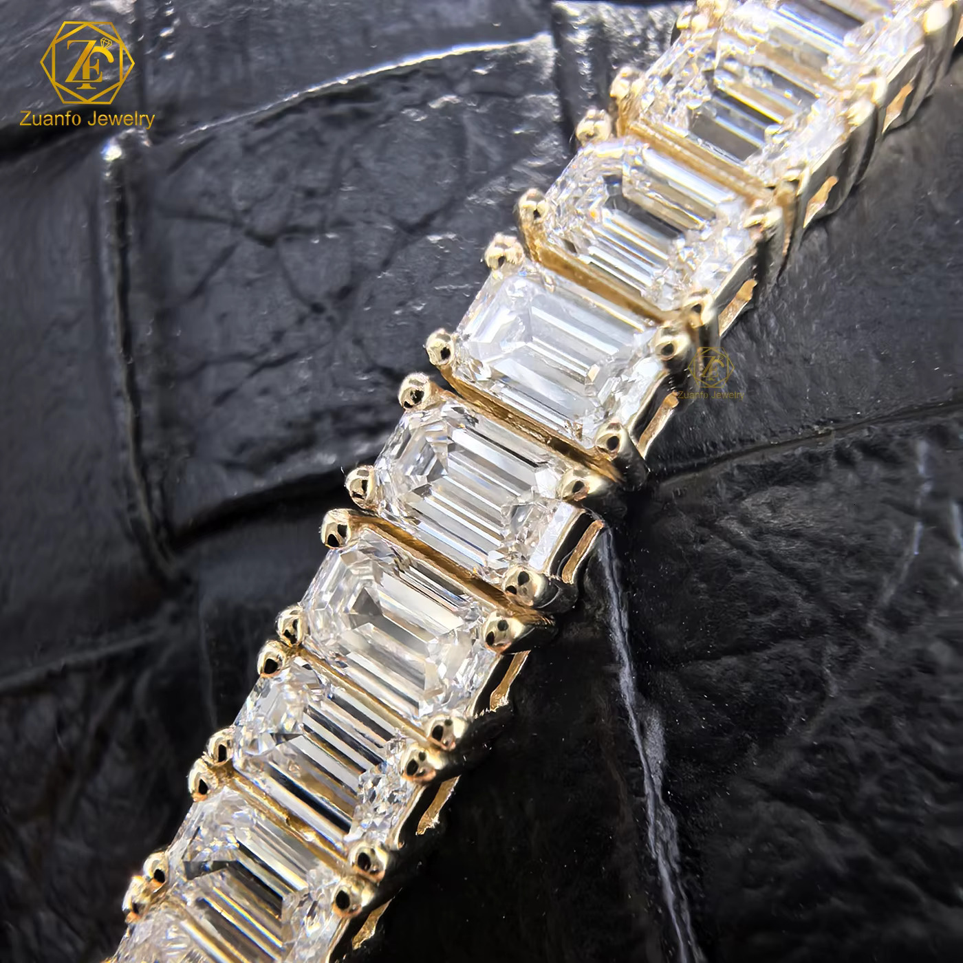 Luxury Custom 10k White Gold Tennis Chain Bracelet 14k Solid Gold with Emerald and Lab Grown Diamond for Women and Girls