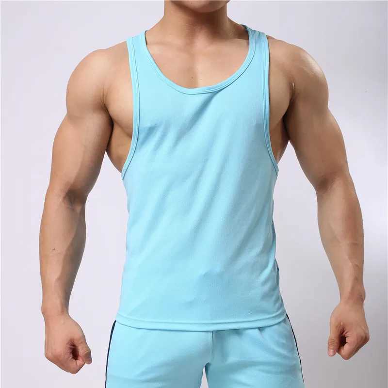 Cotton Summer Men Clothing Tank Tops Singlets Sleeveless Fitness Men Vest Bodybuilding Casual Tank Tops Breathable UndershirtT250318