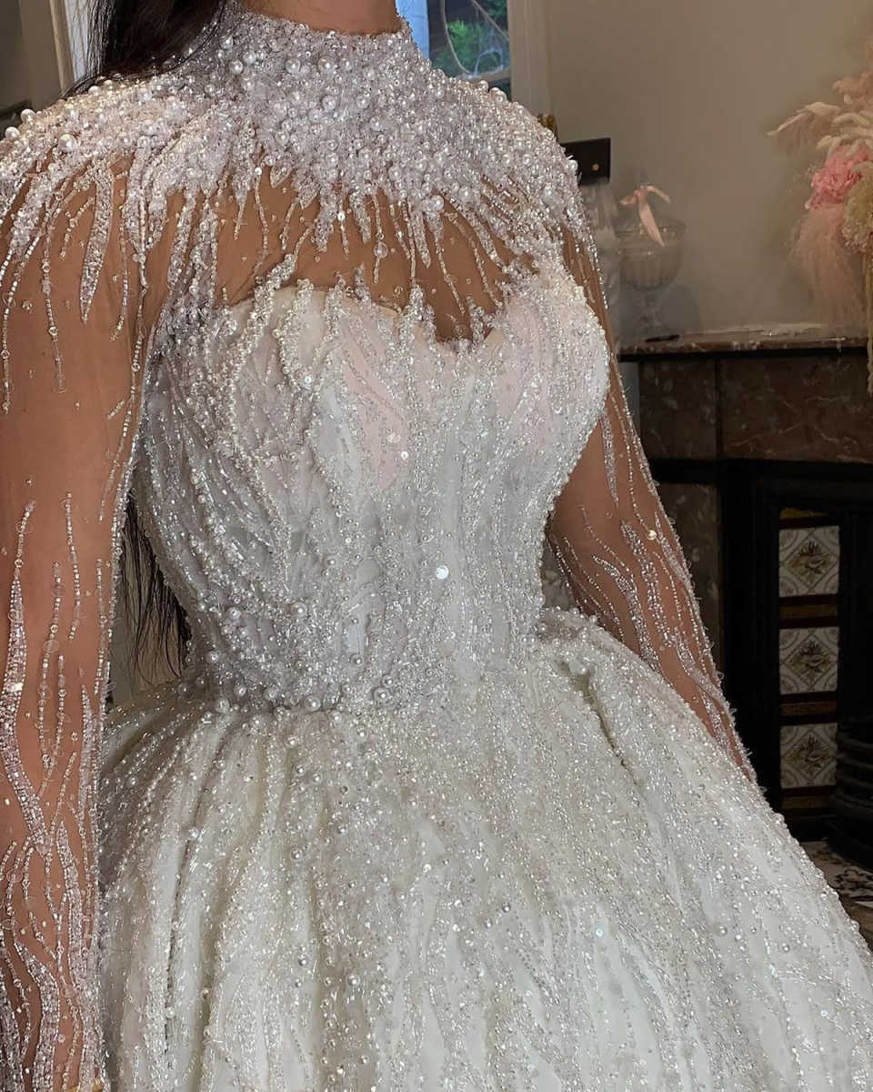 Gorgeous A e Women Wedding High Collar Long Sleeves Bridal Gowns Sequins Pearls Sweep Train Dress Custom Made