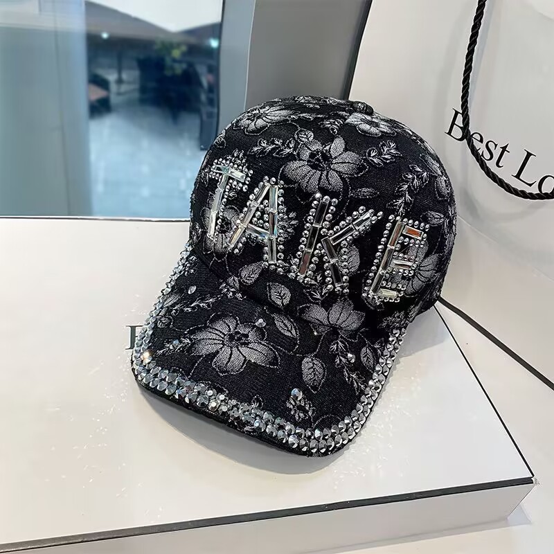 Hat Duck Tongue Hat Womens Face Show Small Spring and Summer New Style Water Diamond Baseball Hat Summer Letter Sunscreen Hat Korean Edition Sunscreen