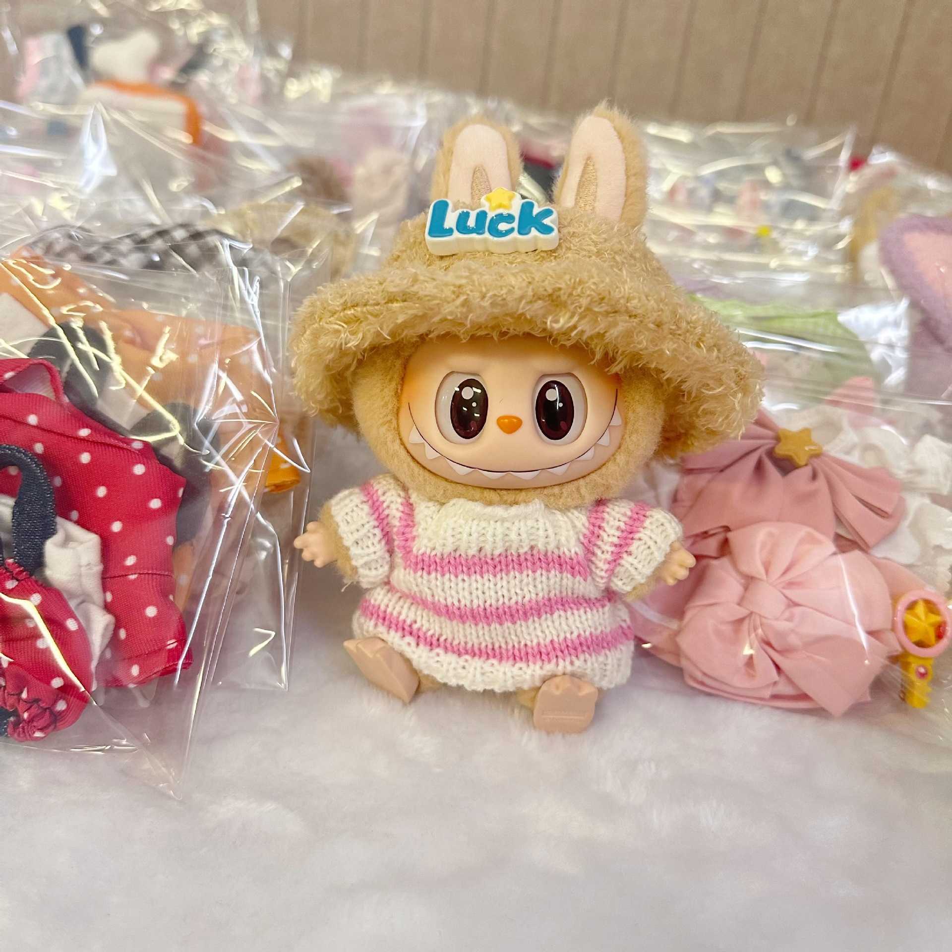 Doll Apparel Only clothes Second generation plush toy clothes for sitting parties childrens clothes fleece hats striped sweatersY250307UU4X