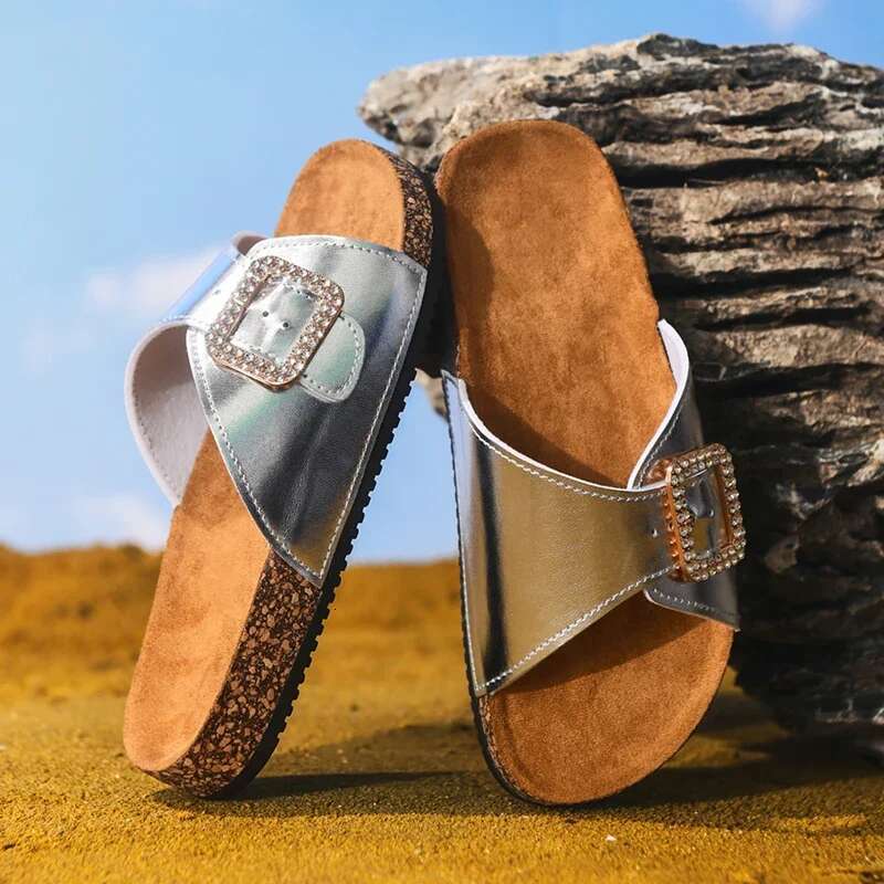 Women's Comfortable Beach Essential Sandals 2025 Designer Sandals Shipping New Flat Sandals Herringbone Drag With Cork Insole Exposed Toe Slipper