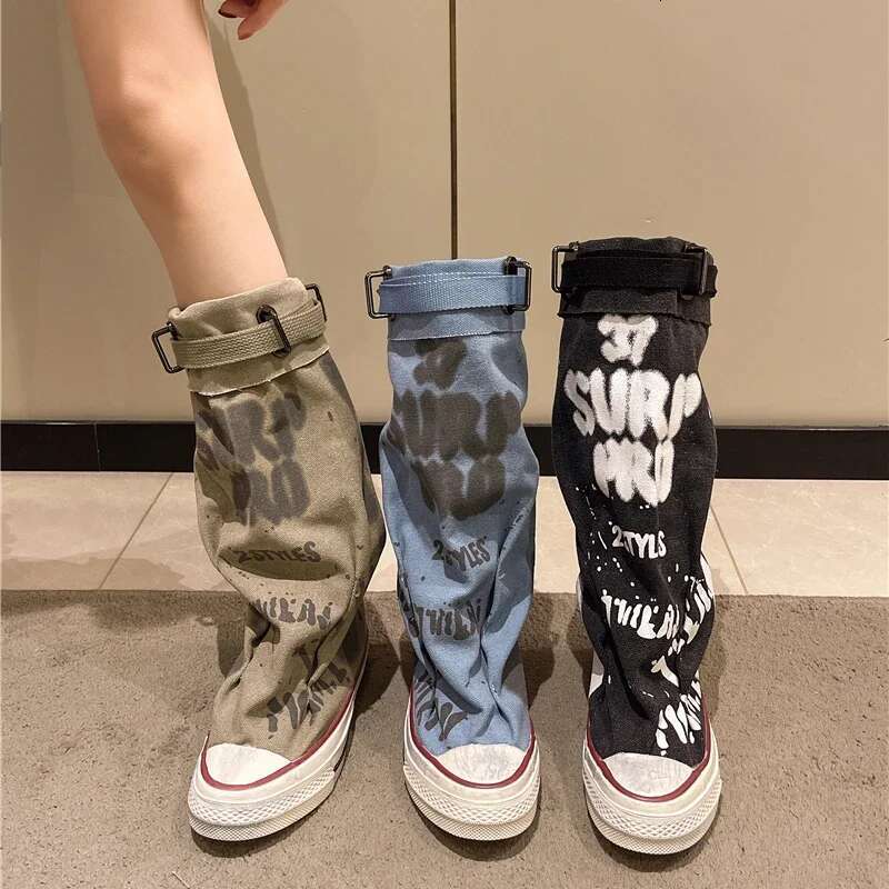 2025 New Women's Spring Designer Graffiti High Canvas Round Head Middle Heel Non slip Boots Women's Casual Fashion Rubber Sole