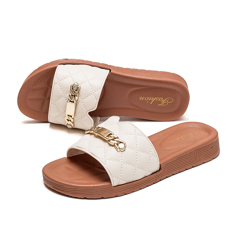 2025 Summer Designer Sandals Fashion Designer Free Shipping Soft Thick Bottom Flip Flops Anti Slip Multi Functional Outdoor Beach Wear One Piece Slipp