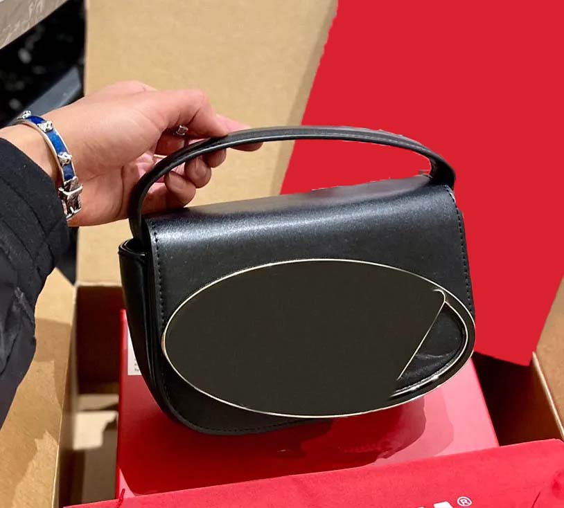 Designer Bag Shoulder Bag Fashion handbag Women Underarm Bag Classic clamshell Purse Letter Purse crossbody bag evenning bag party